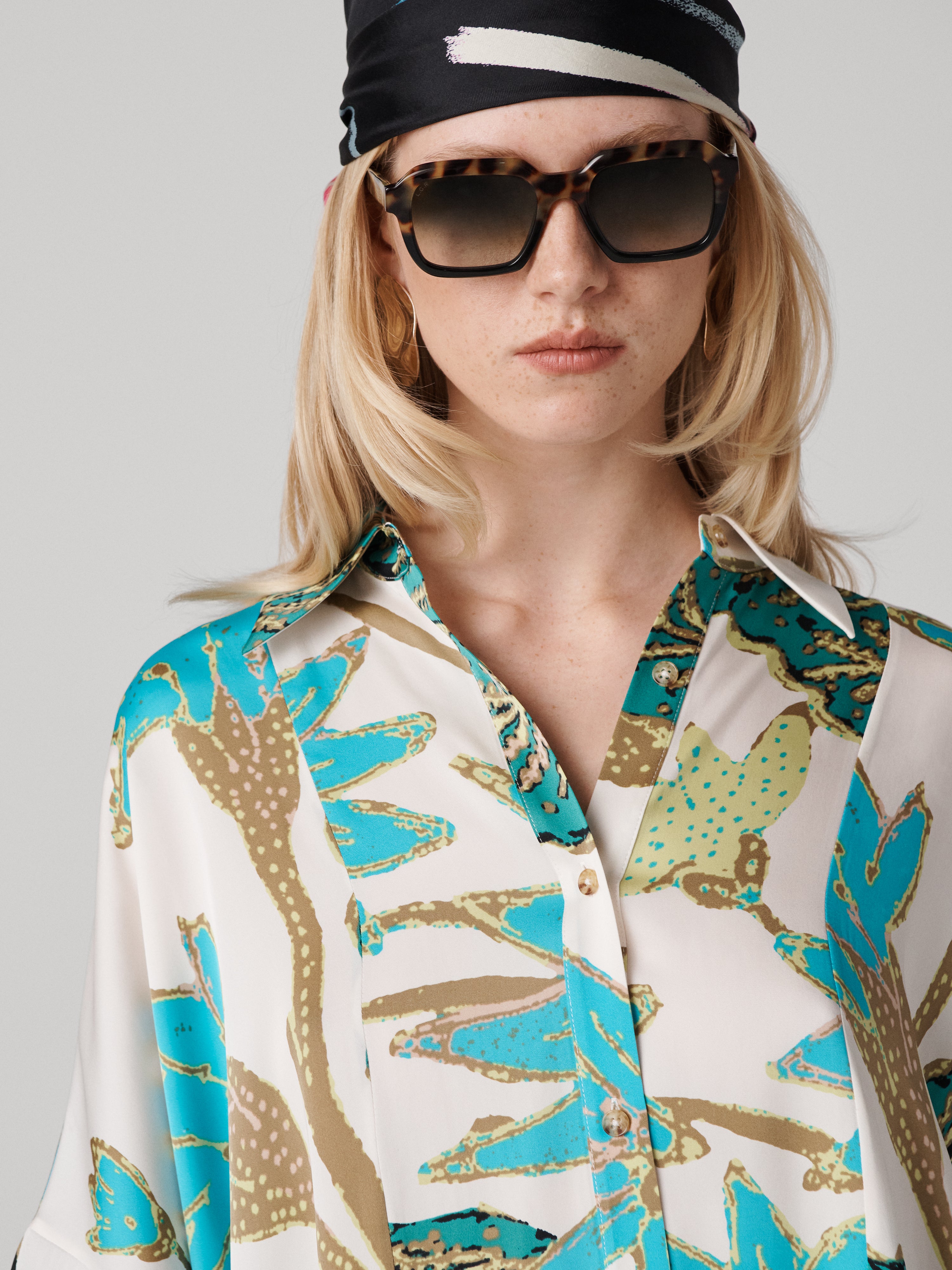 DIANE SHORT SLEEVE SHIRT