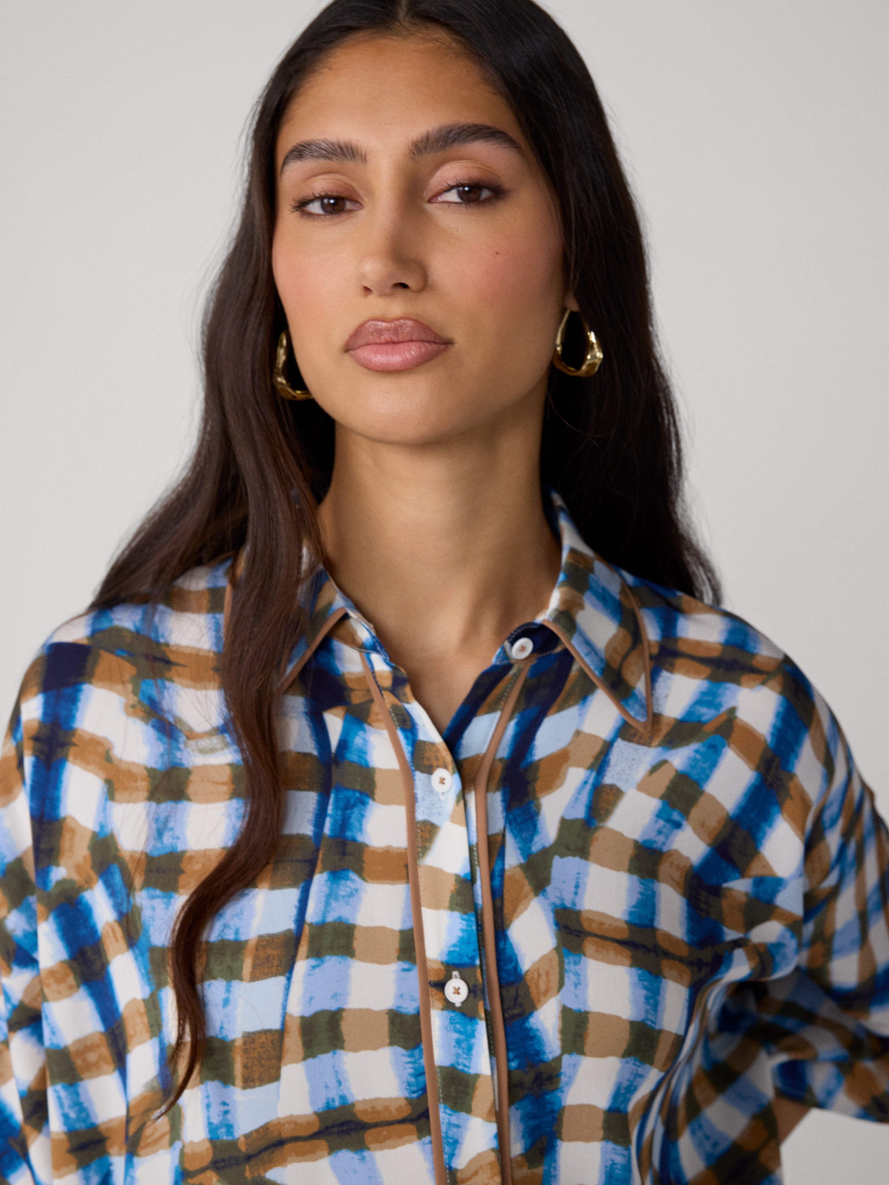 DIANE SHORT SLEEVE SHIRT