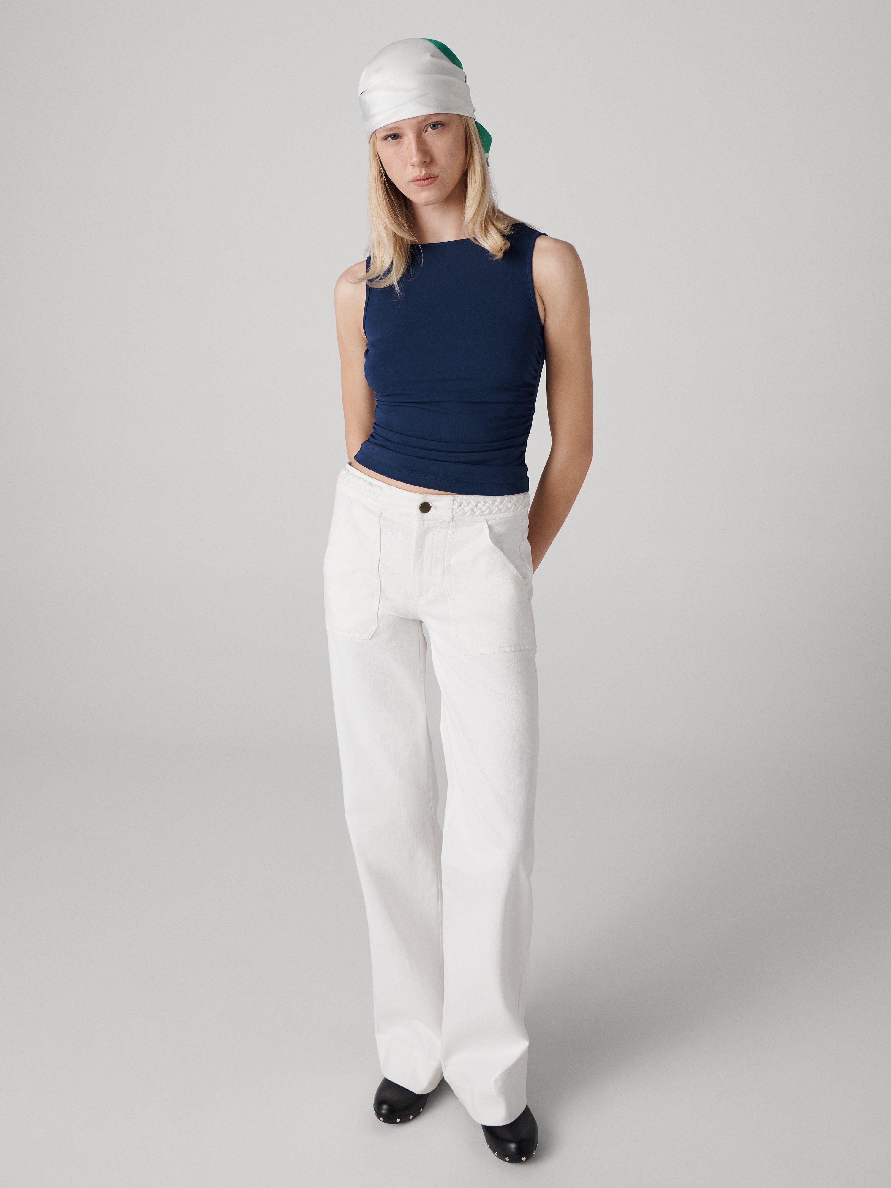 GIA JEANS