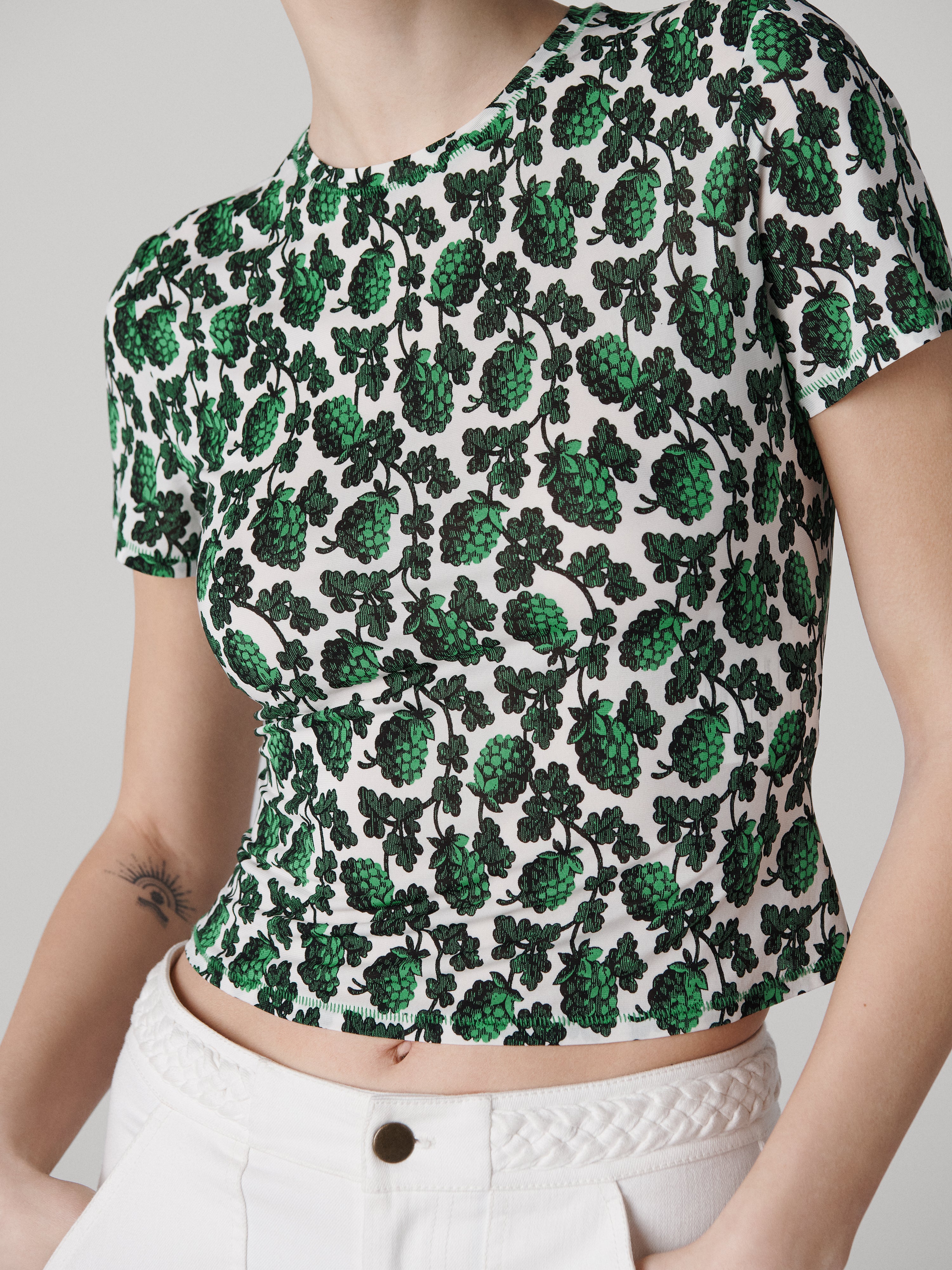 SHORT SLEEVE TOP