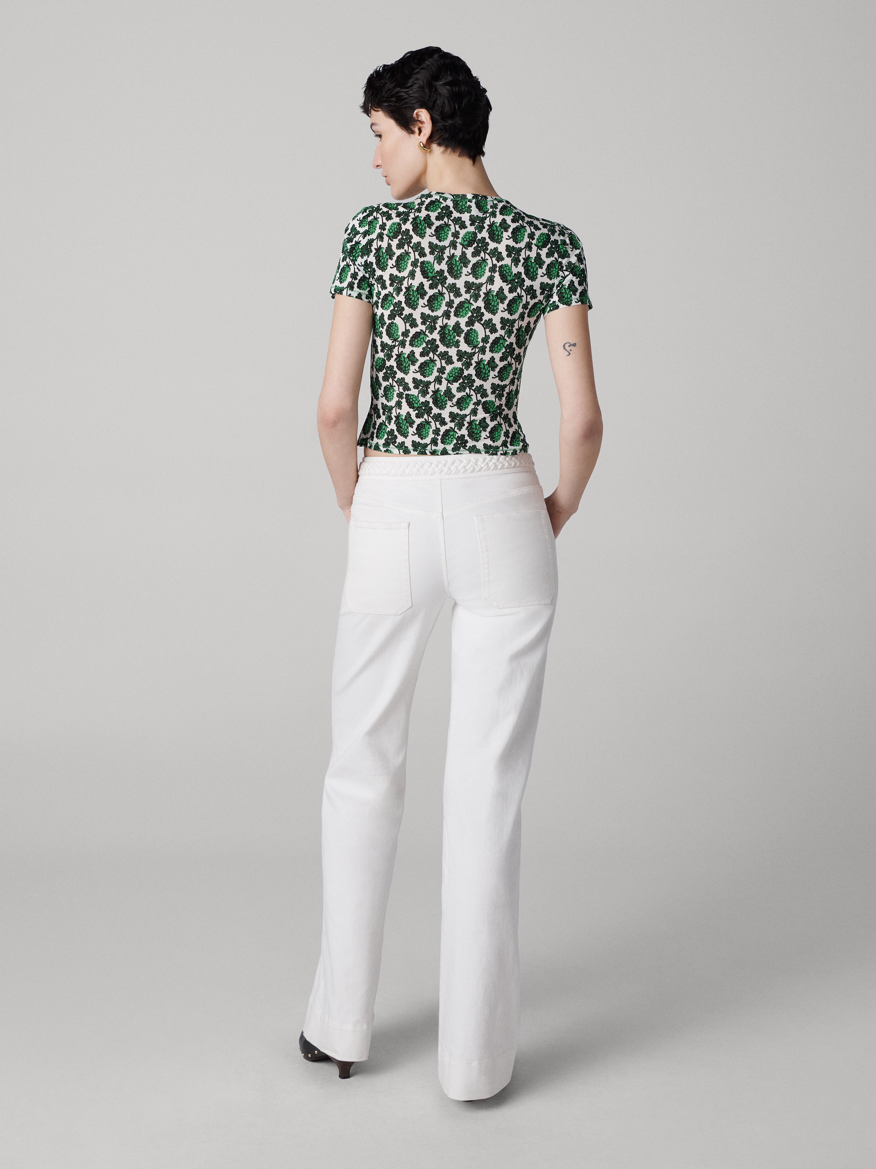 SHORT SLEEVE TOP