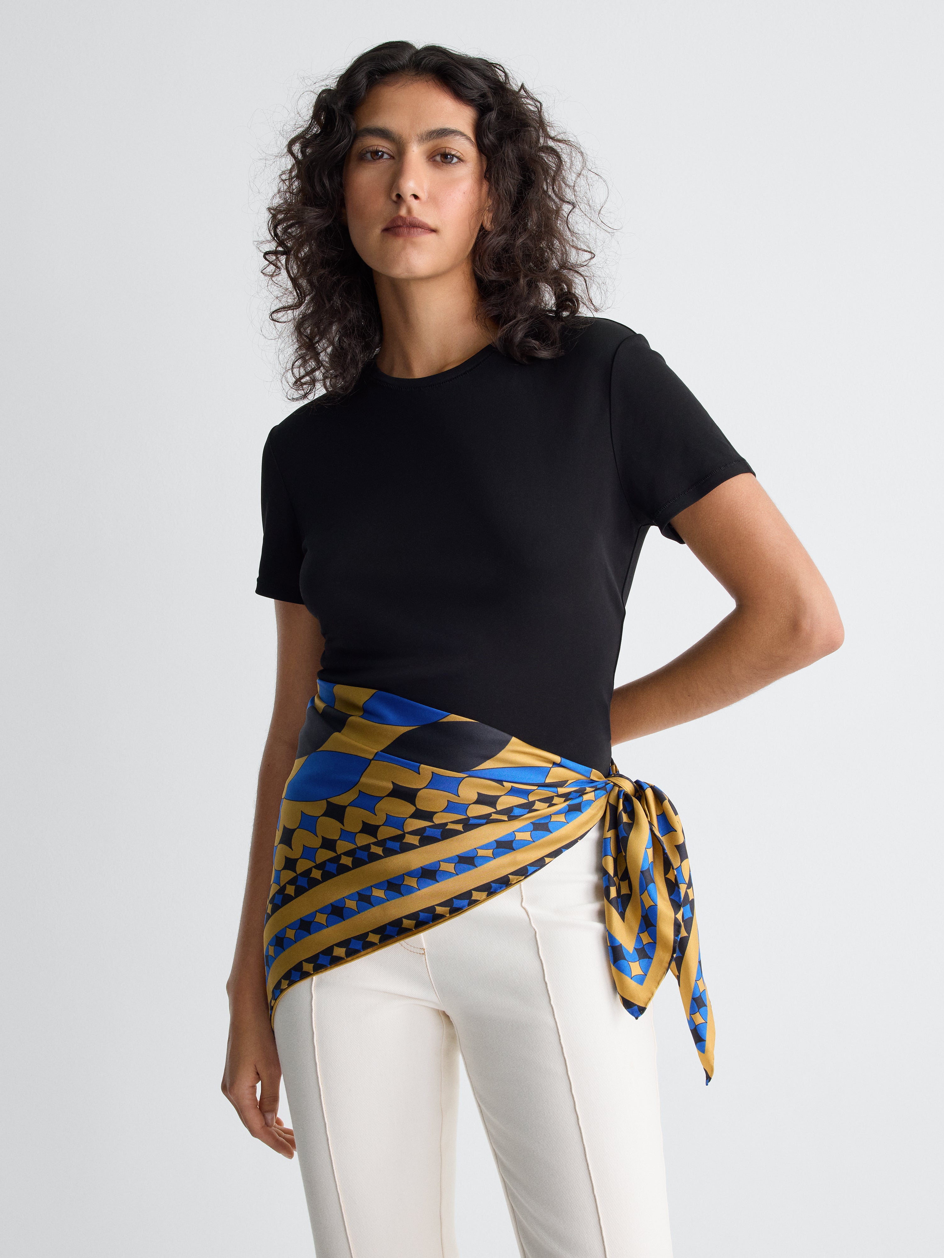 Foulard en soie à motif drapeau
