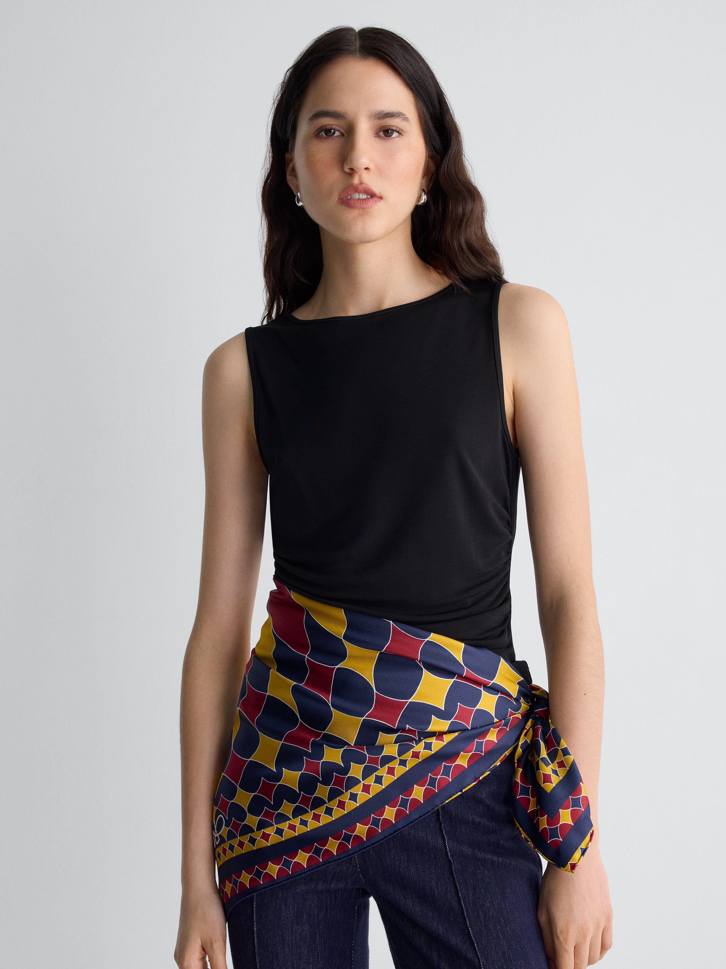 Foulard en soie à motif drapeau