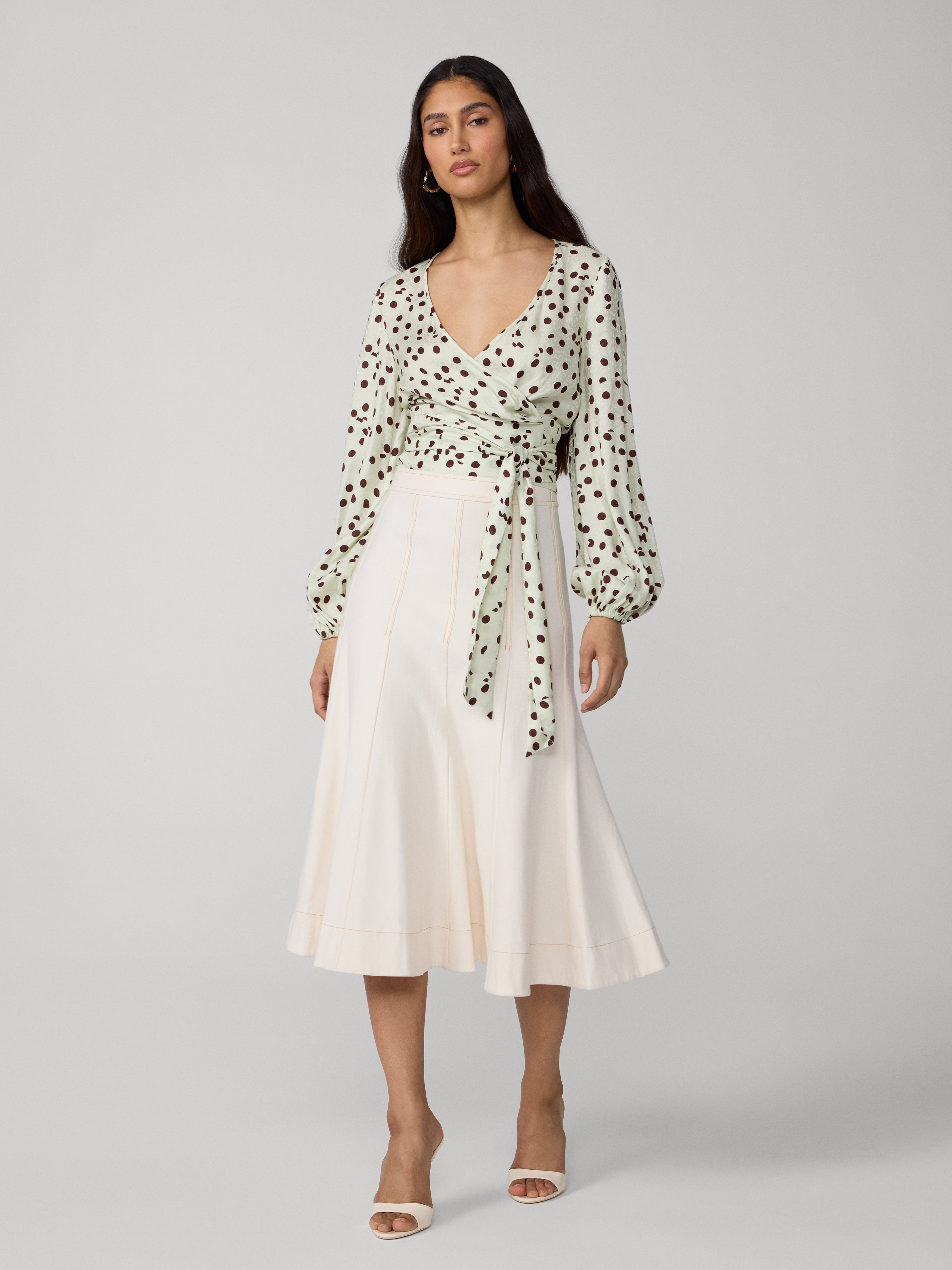 ROBE SHESKA