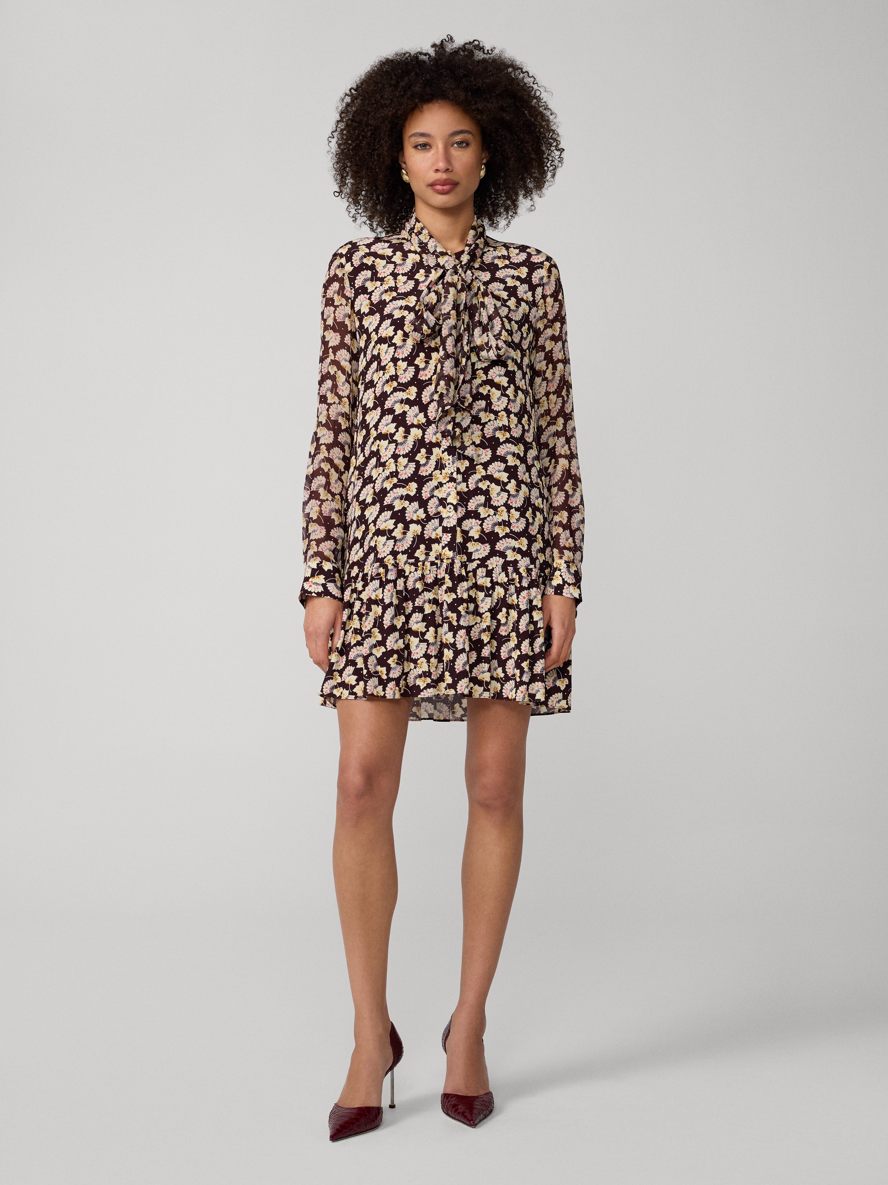 ROBE SHESKA
