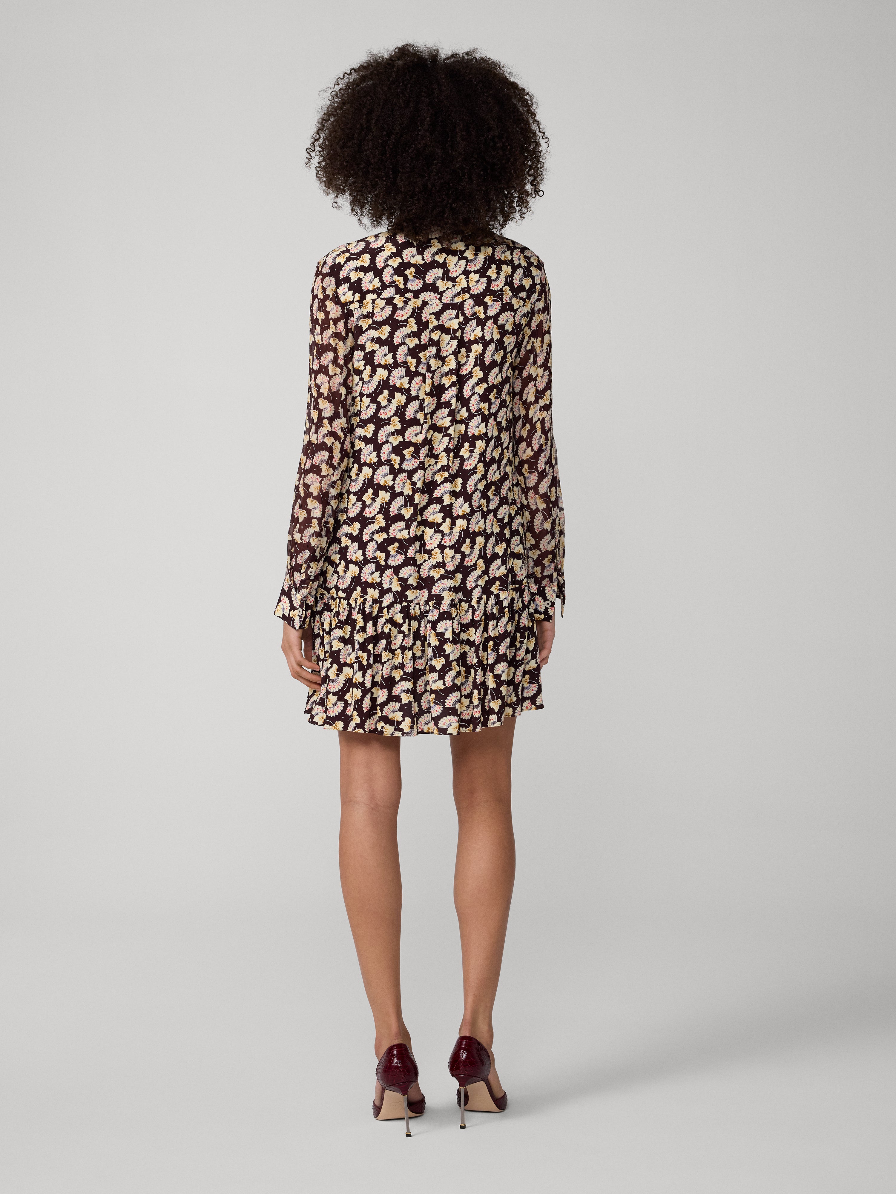 ROBE SHESKA