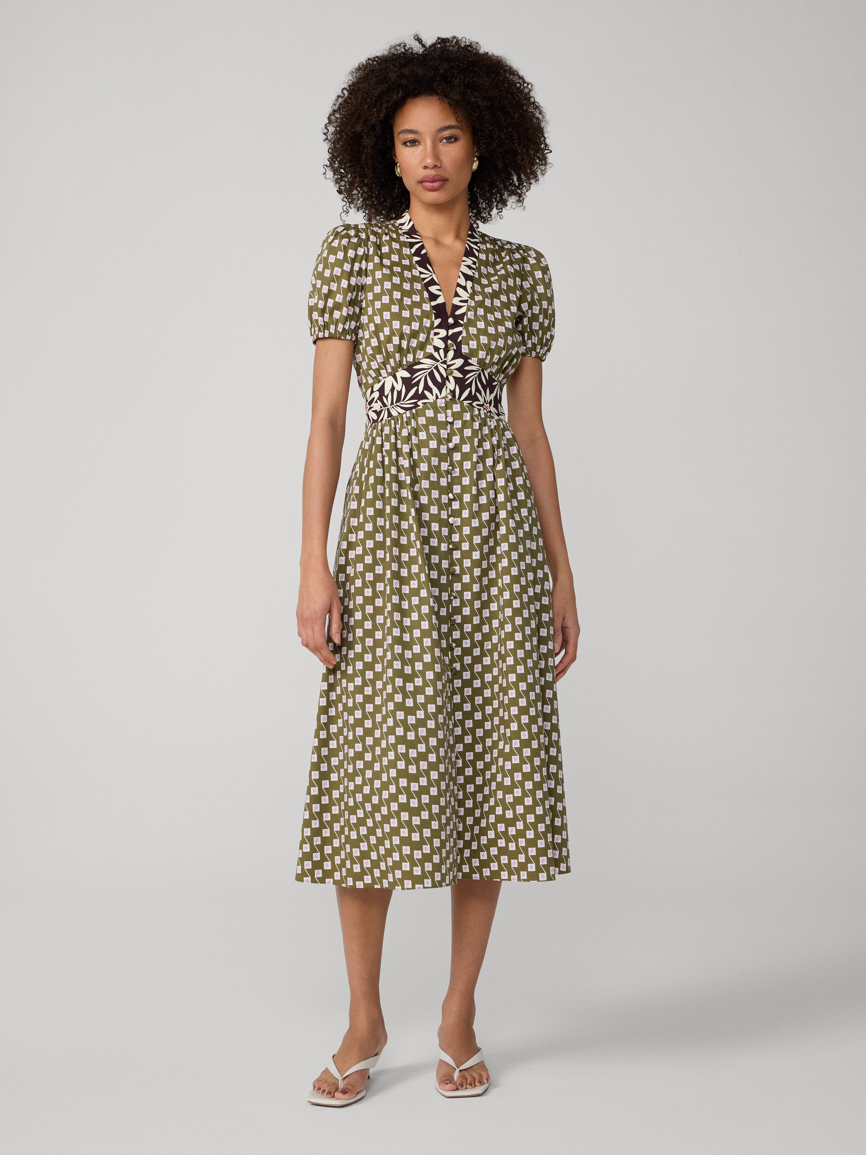 ROBE SHESKA