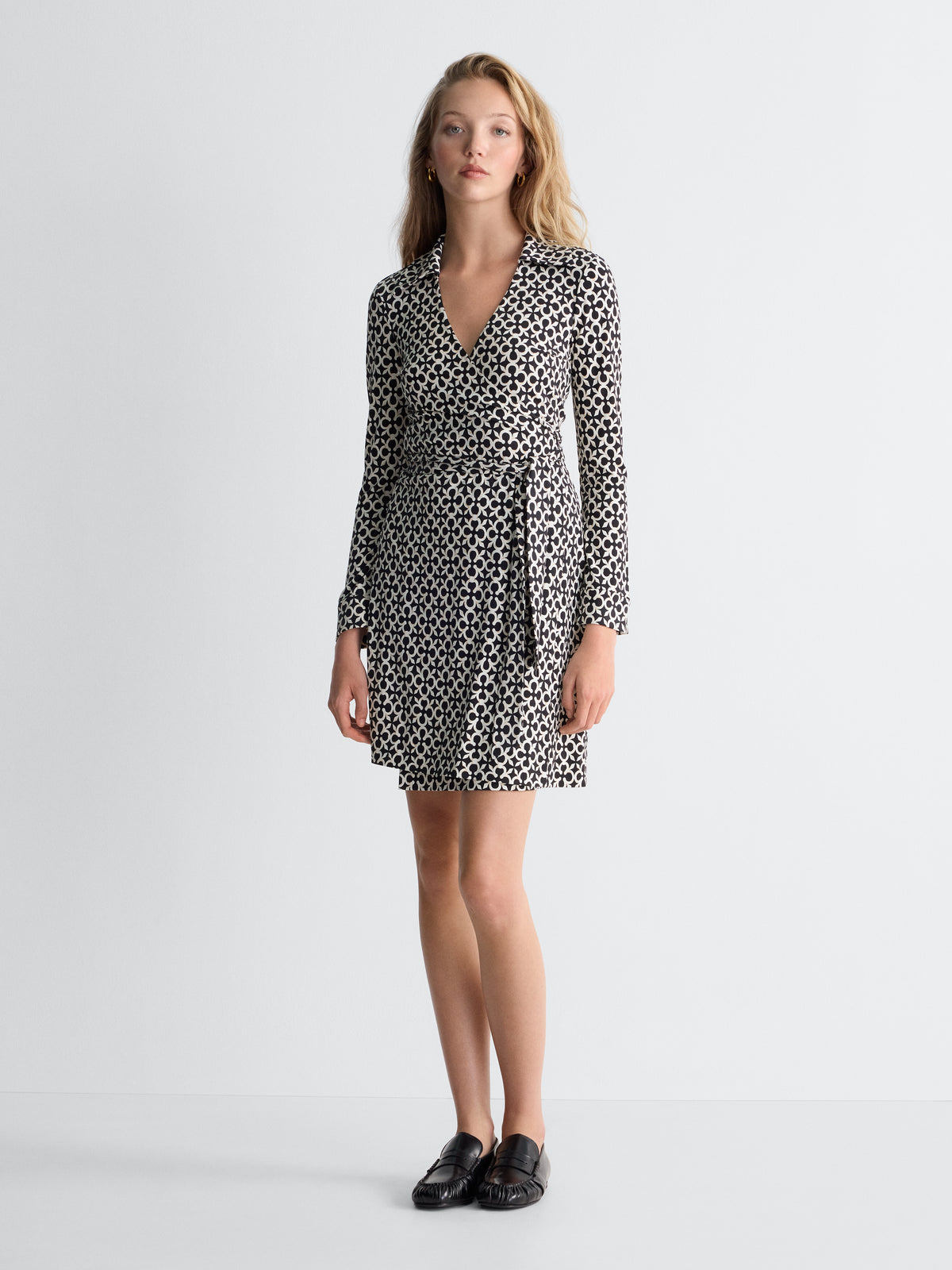 NEW JEANNE WRAP dress