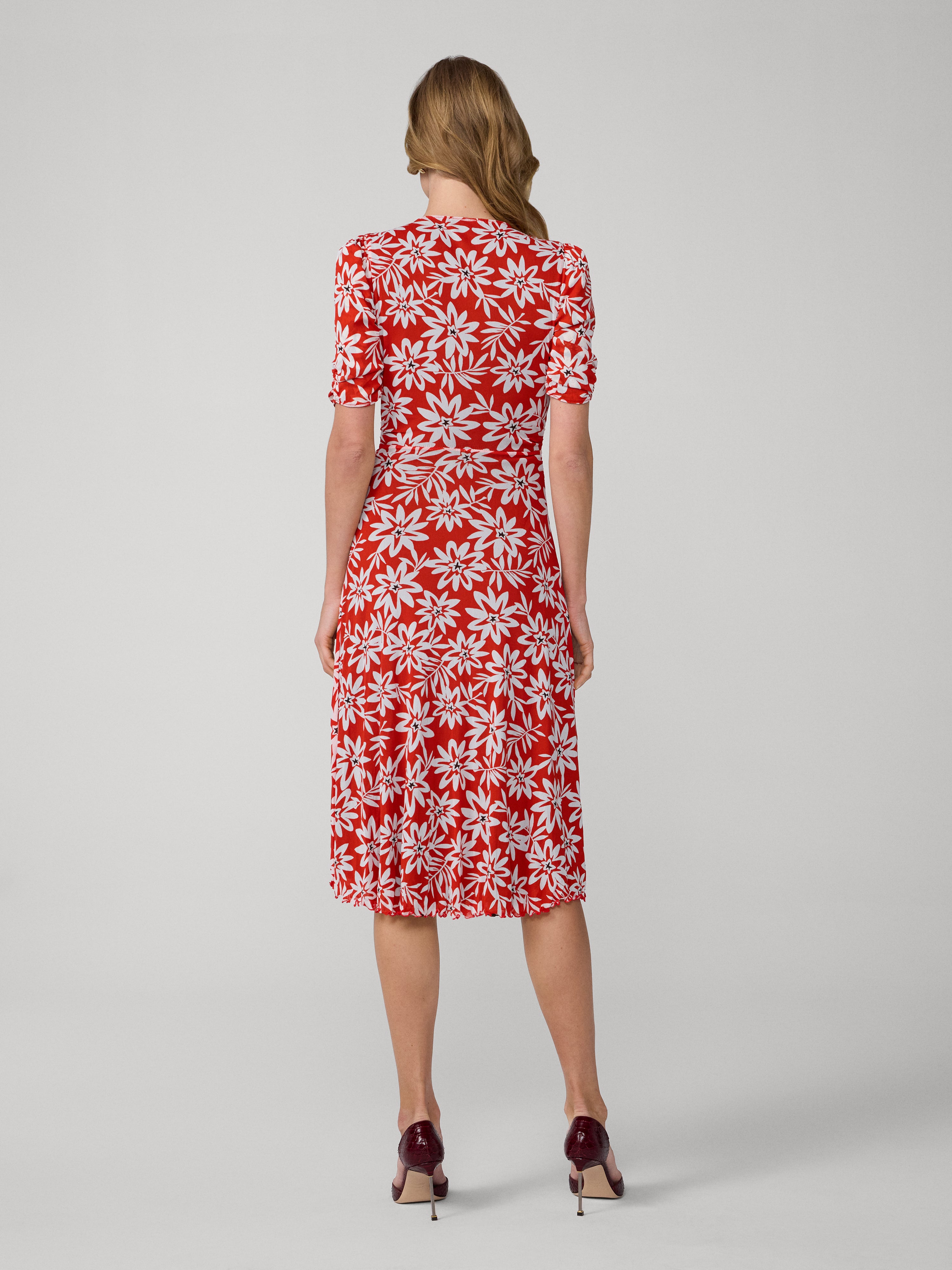 ROBE SHESKA