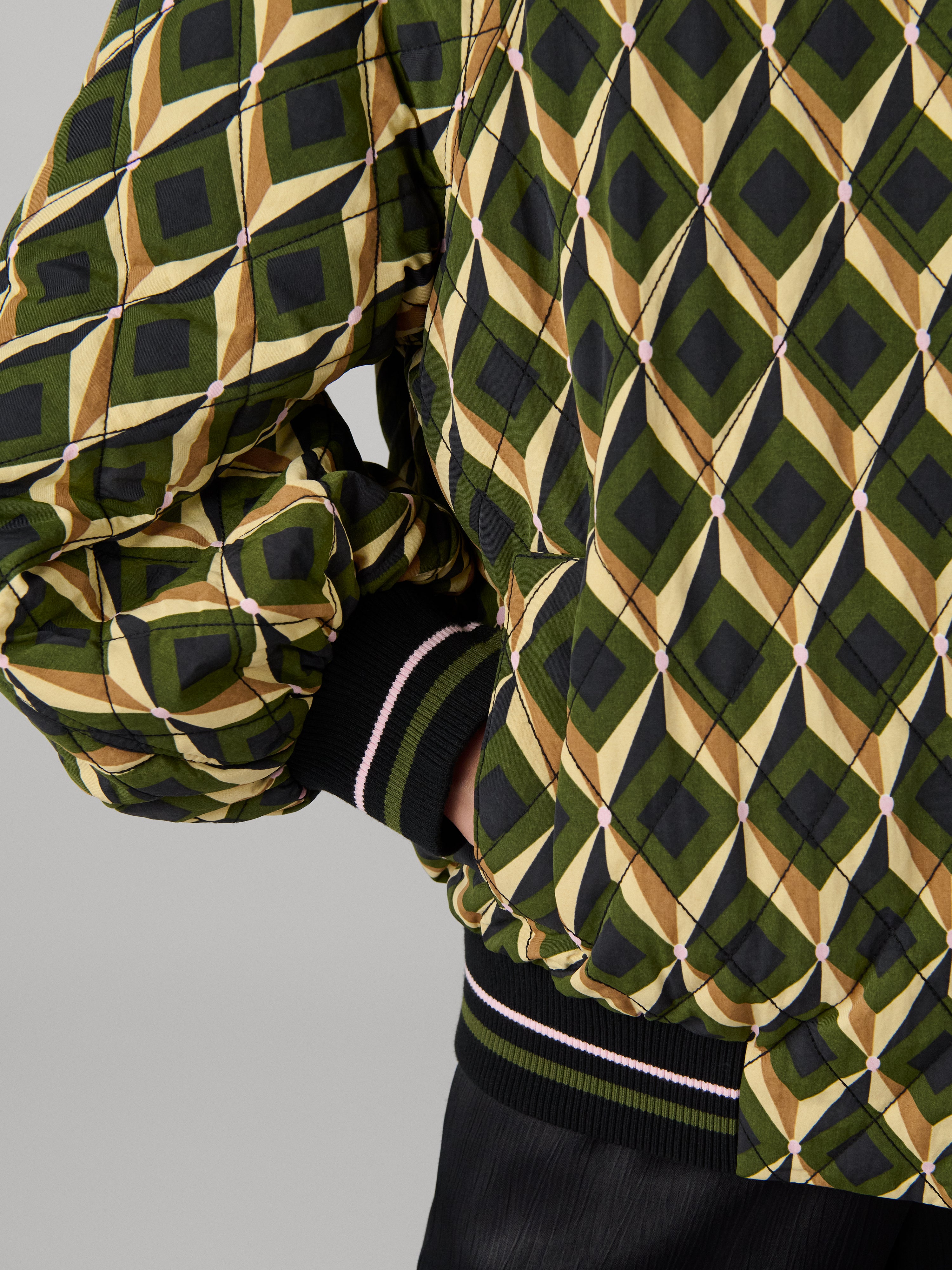 SALMA REVERSIBLE JACKET