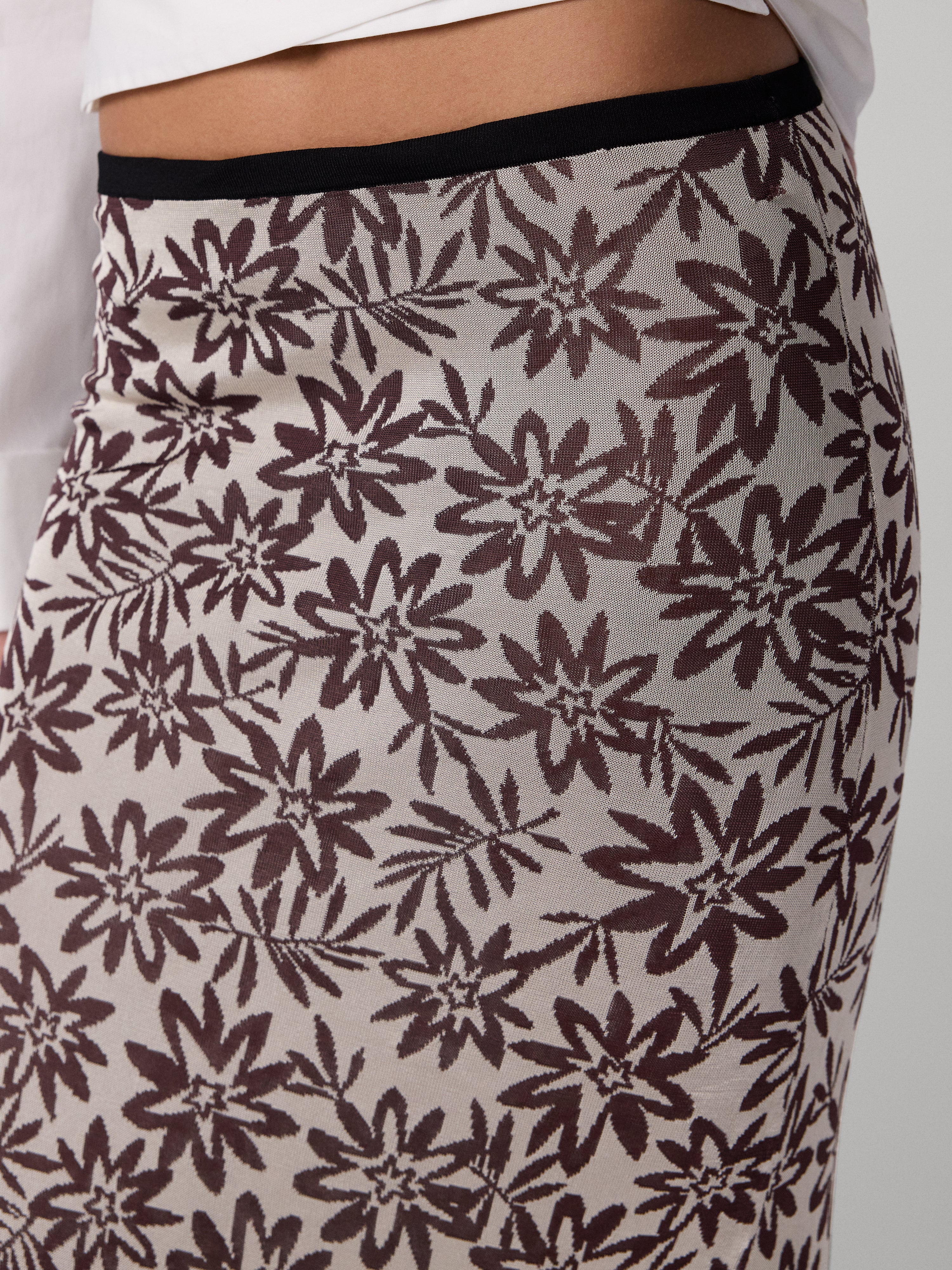 ROBE SHESKA