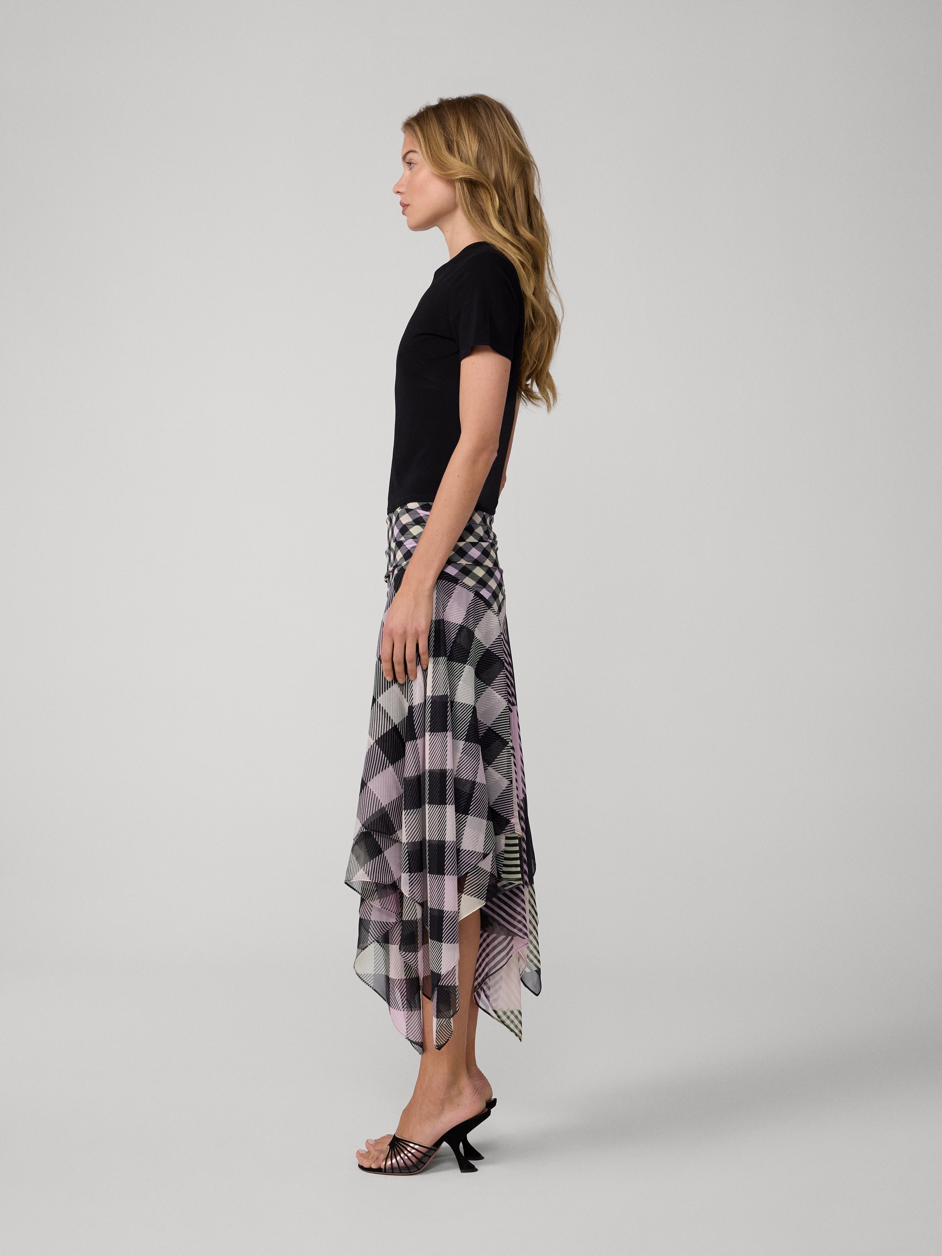 ROBE SHESKA